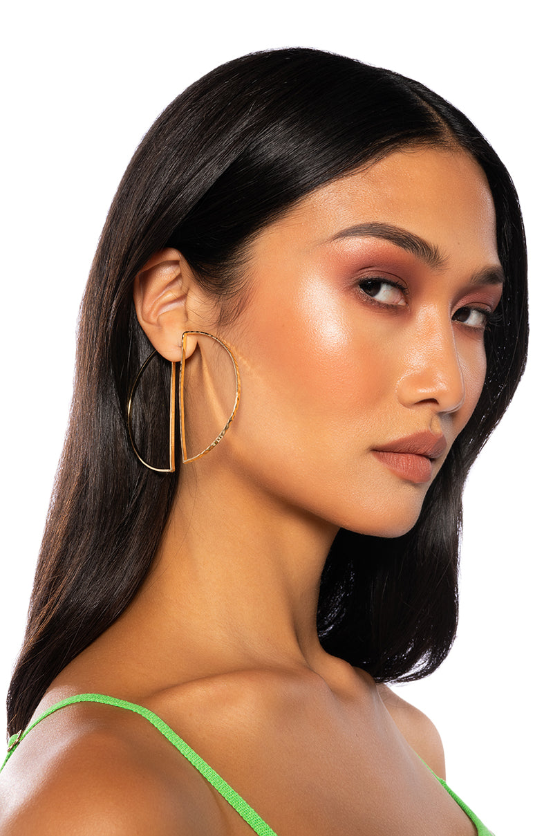 CIRCLE IT FRONT BACK EARRING IN GOLD view 0