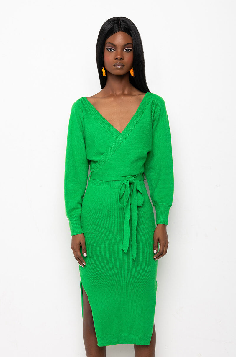 CLASSY WRAP TOP SWEATER MIDI DRESS GREEN AKIRA CLASSY WRAP TOP SWEATER MIDI DRESS GREEN AKIRA