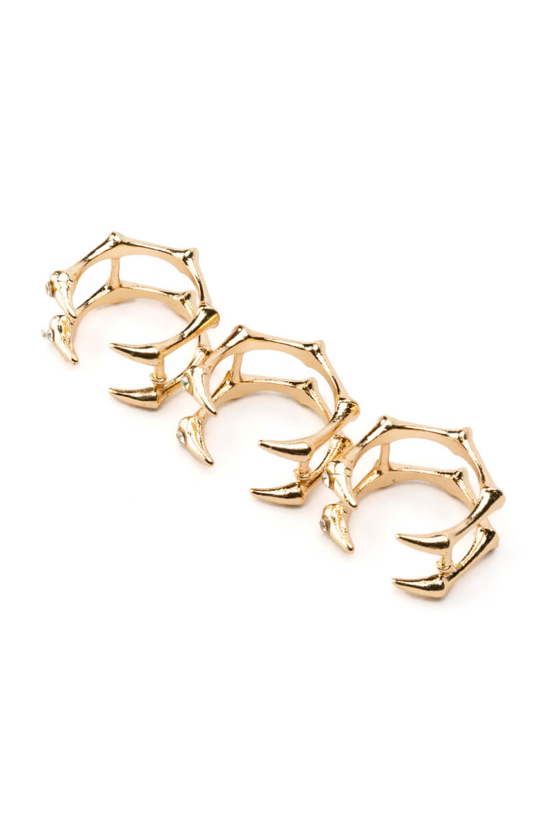 Back View Claws Out Ring Set