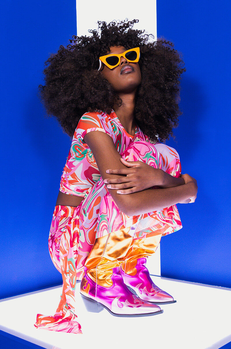 Side View Colorful Imagination Flared Mesh Legging view 2