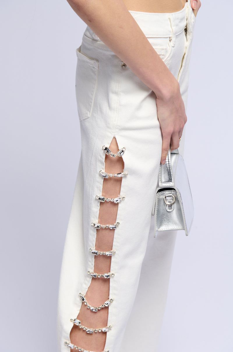 Extra View Covered In Diamonds Relaxed Jeans In White