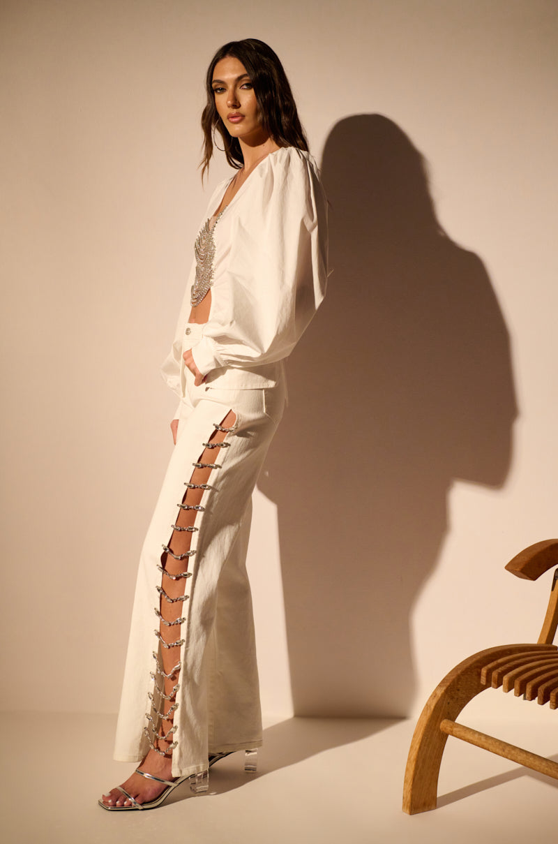 Extra View Covered In Diamonds Relaxed Jeans In White