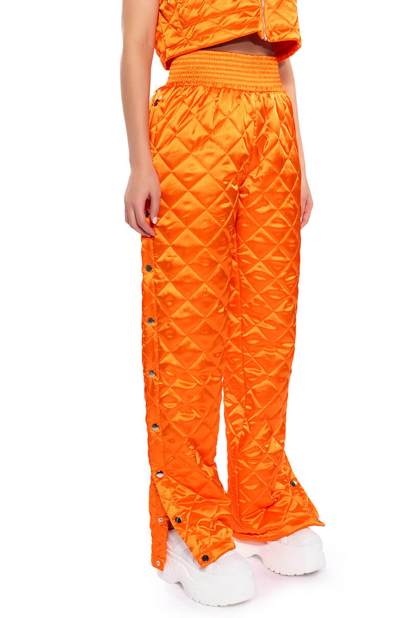 Side View Cozy Mode Quilted Satin Breakaway Jogger