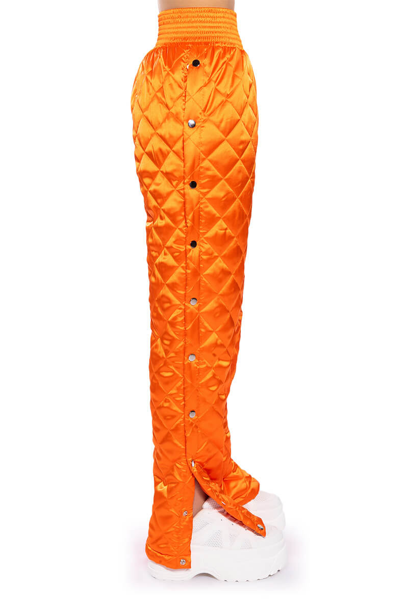 Extra View Cozy Mode Quilted Satin Breakaway Jogger