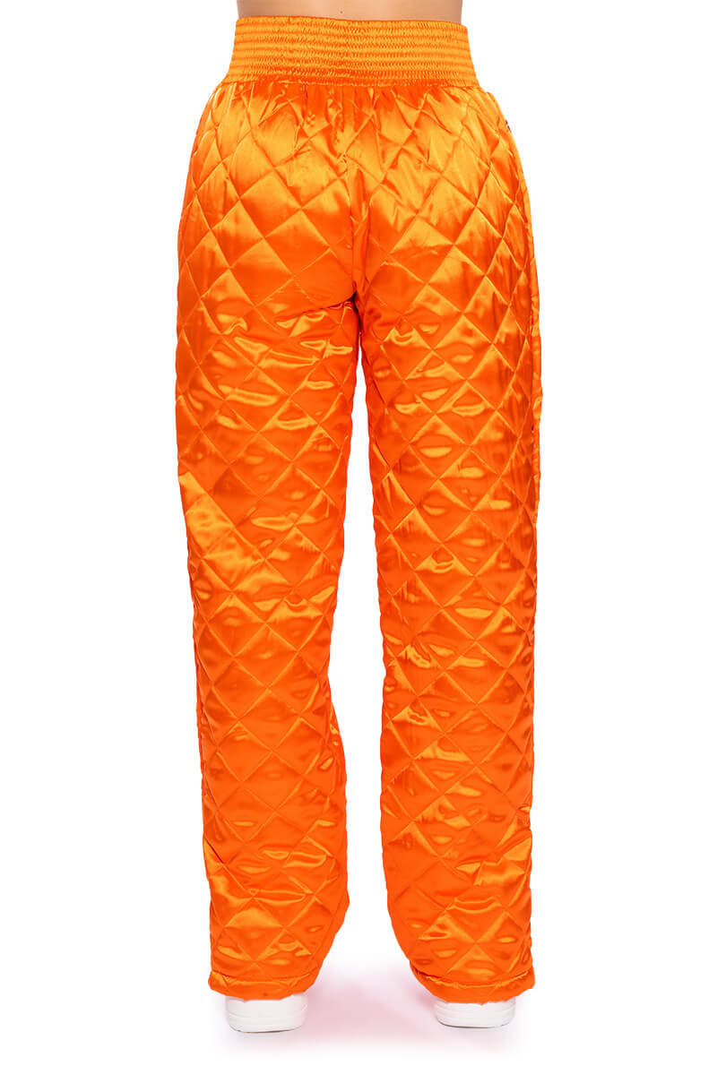 Extra View Cozy Mode Quilted Satin Breakaway Jogger