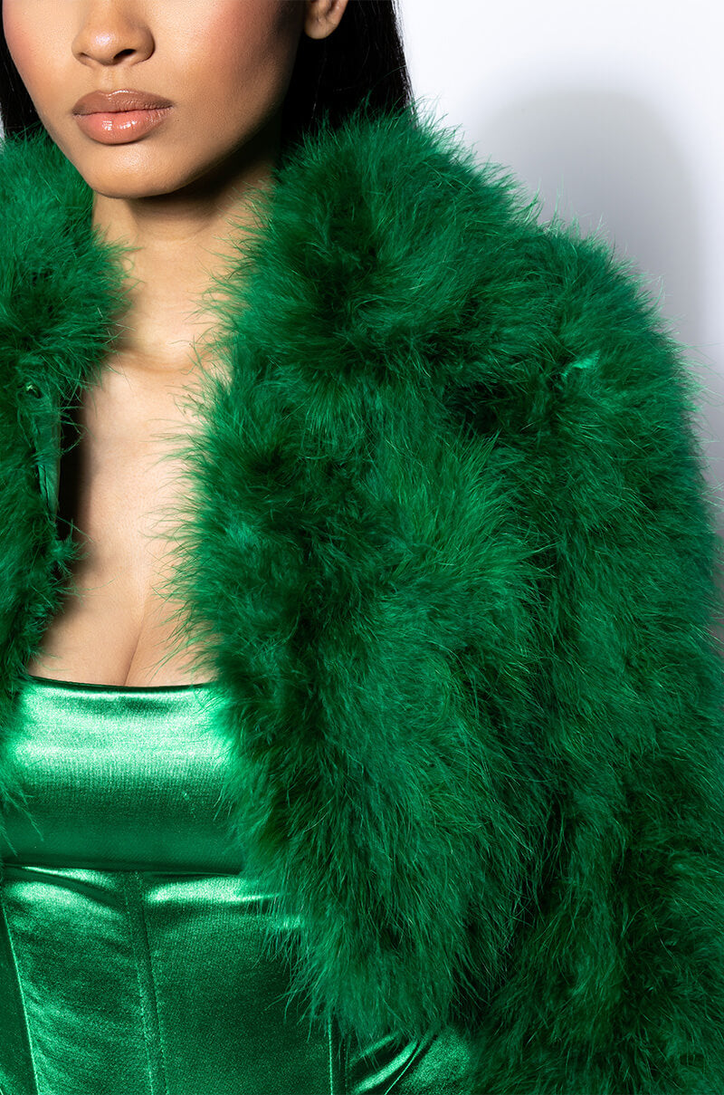 Extra View Cropped Feather Jacket In Green