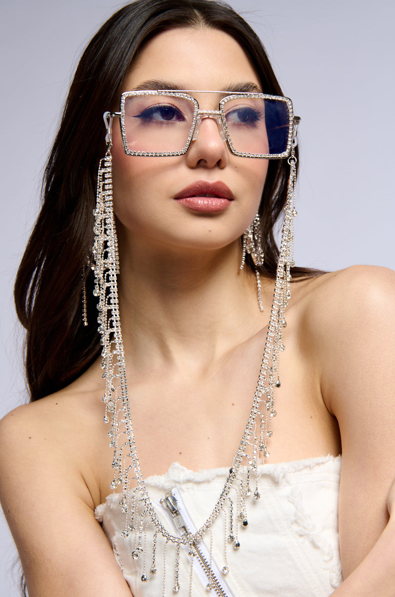 Front View Dangle Croquis Rhinestone Glasses Chain 0