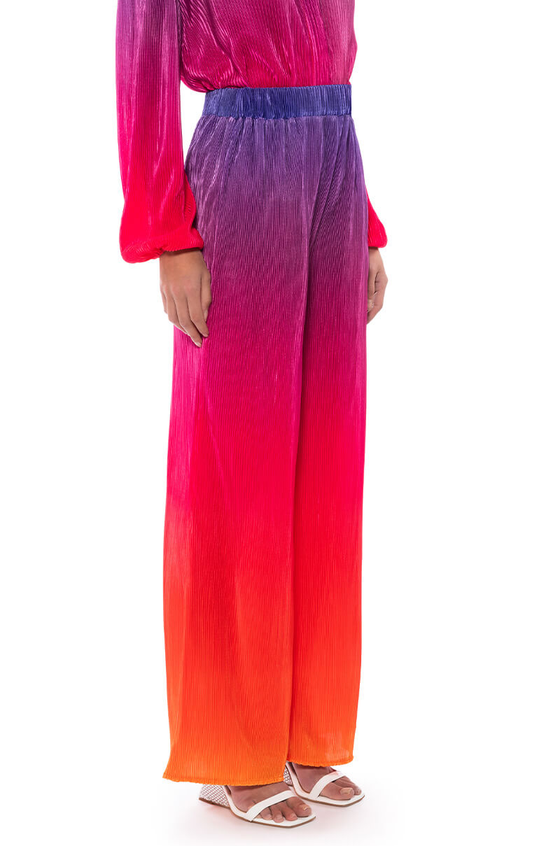 Side View Day To Night Pleated Satin Wide Leg Pants In Red Multi