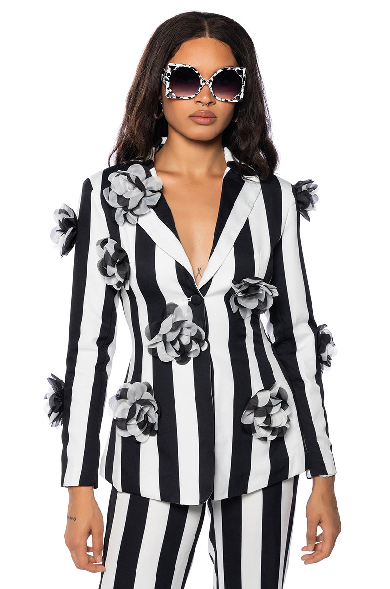 Front View Deetz Floral Stripe Blazer