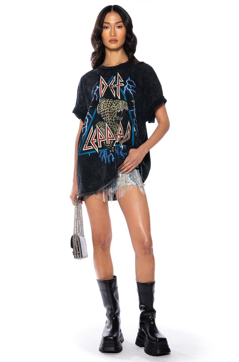 Side View Def Leppard Acid Wash Band Tee