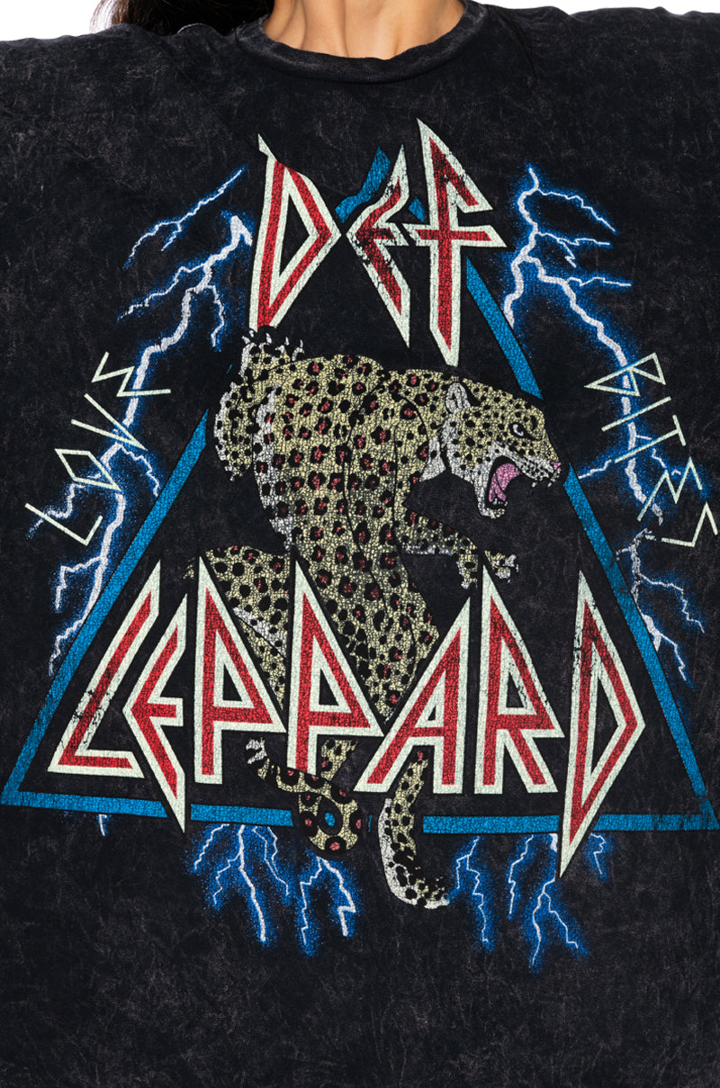 Full View Def Leppard Acid Wash Band Tee