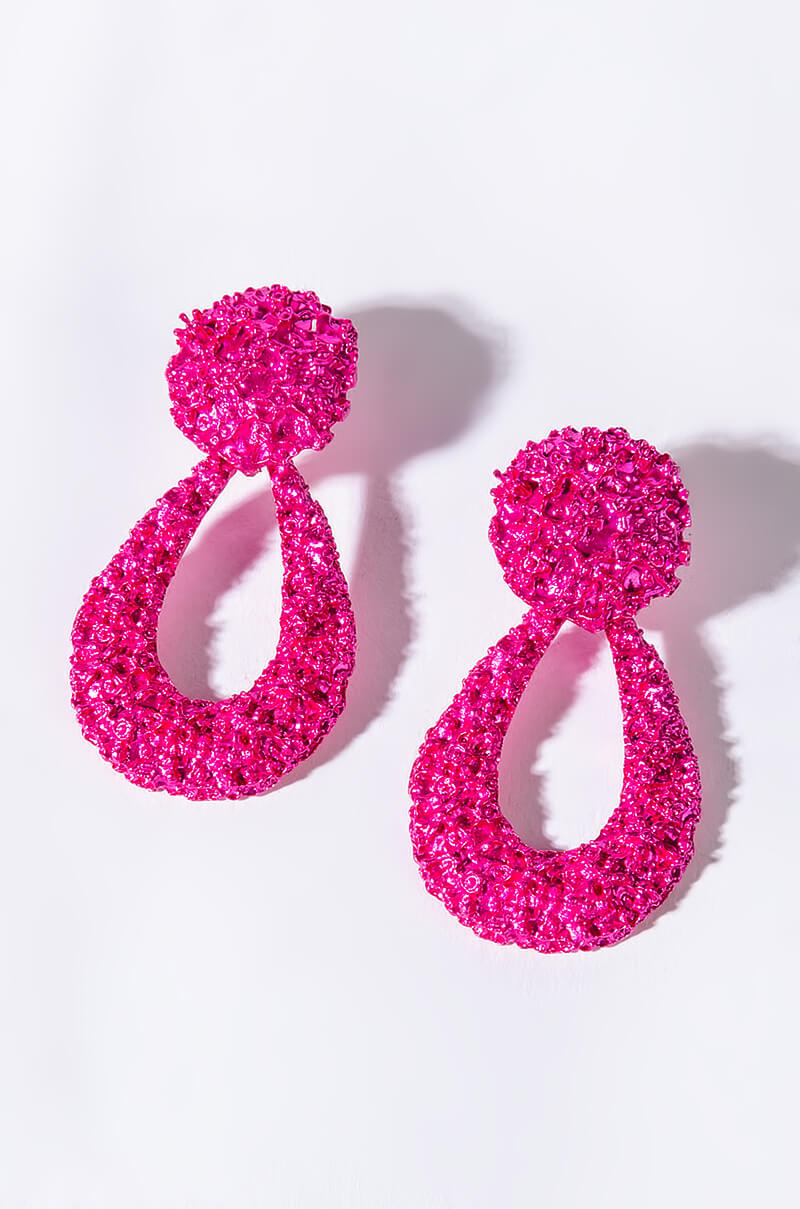 Side View Delila Fuchsia Crushed Dangle Earrings
