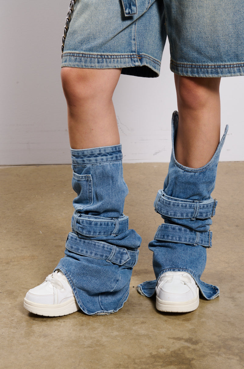 Front View Denim Blues Leg Sleeves 0