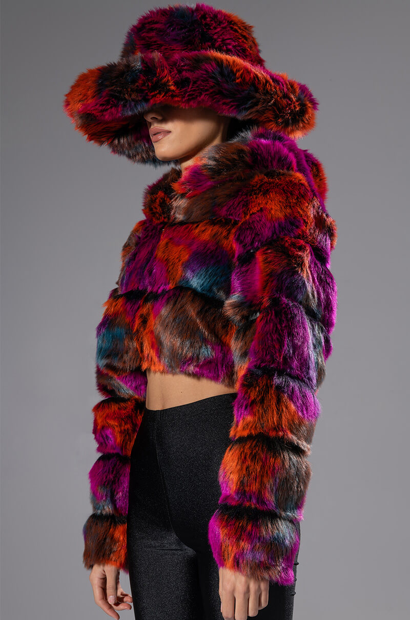 Detail View Divine Feminine Oversized Faux Fur Bucket Hat 9