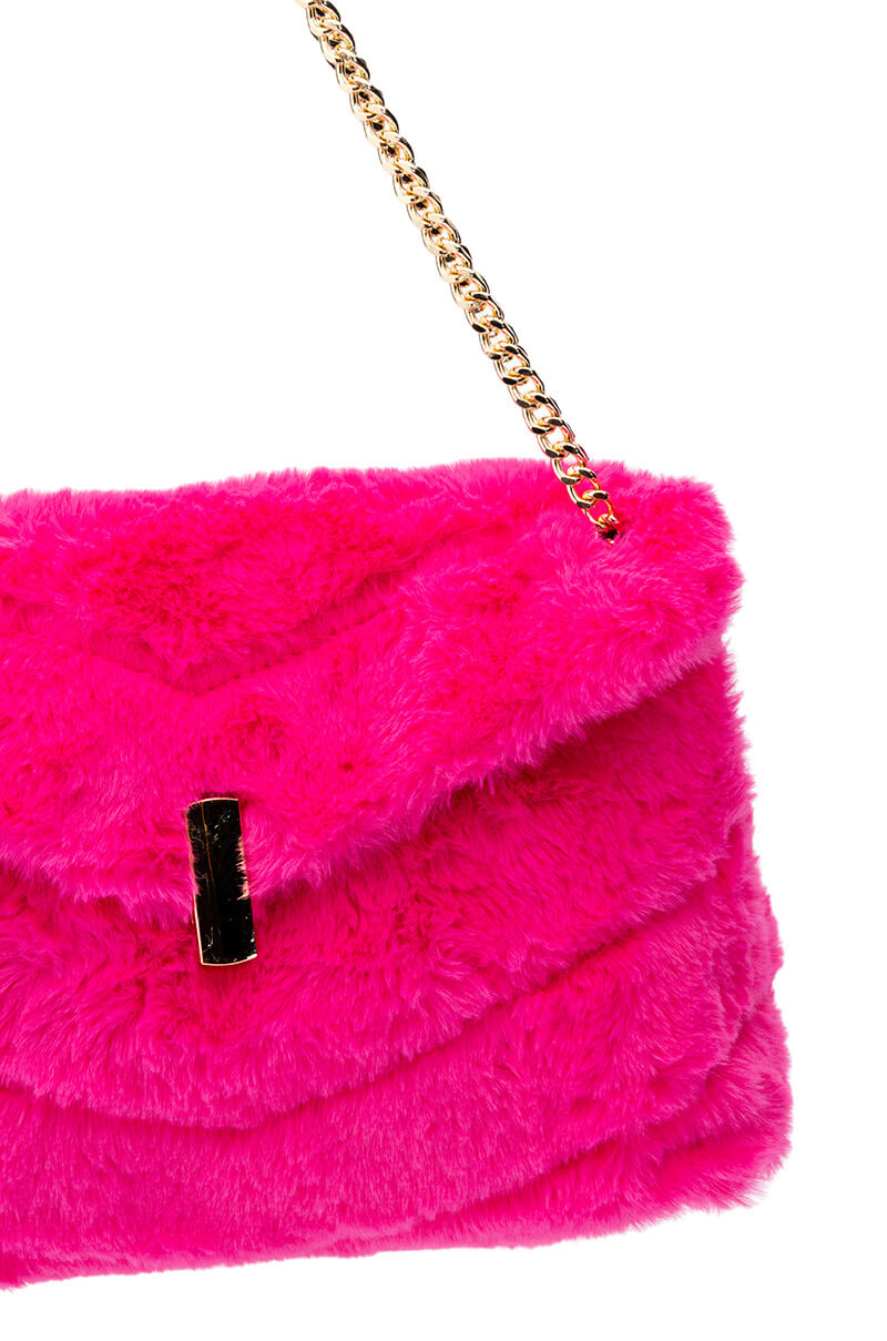 Full View Divine Fuchsia Faux Fur Purse 3