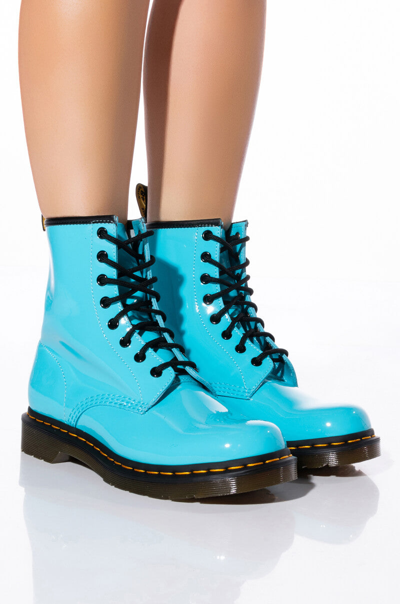 Front View Dr. Martens 1460 W Patent Lamper Boots