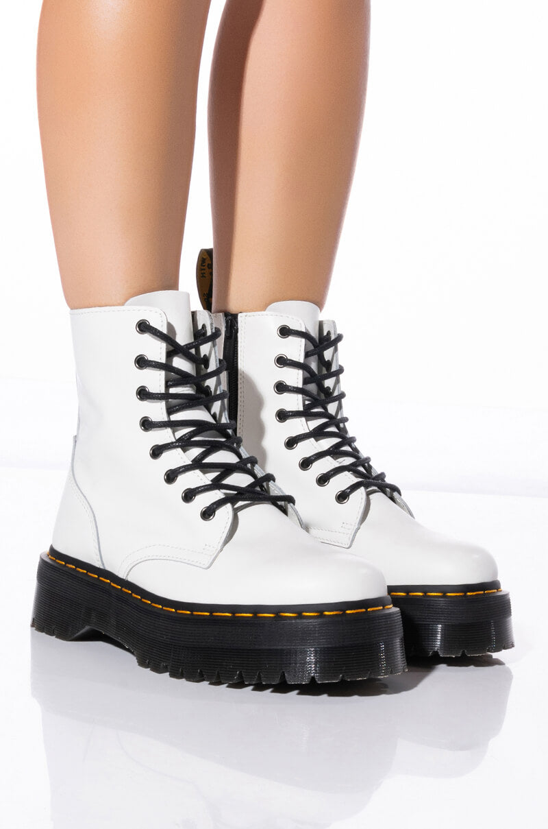Front View Dr Martens Jadon Smooth Bootie