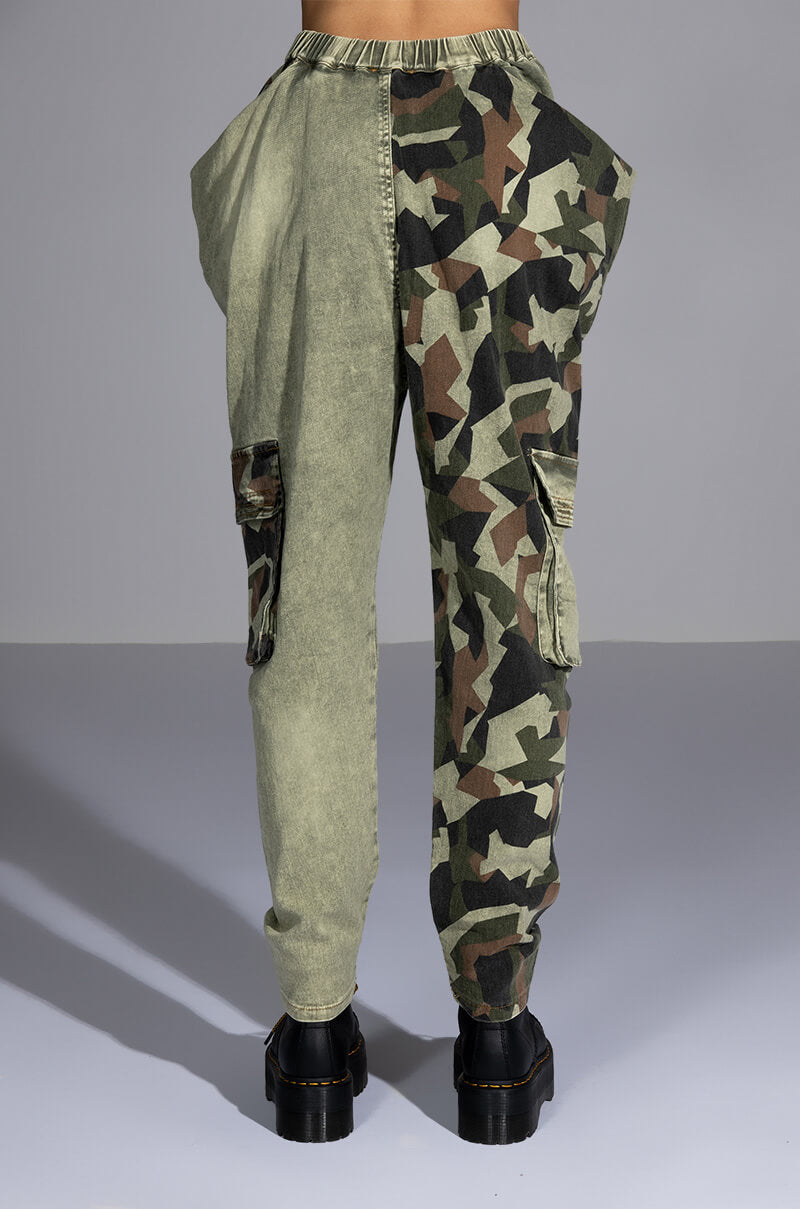 Extra View Easy On Me Camo Colorblock Pants view 6