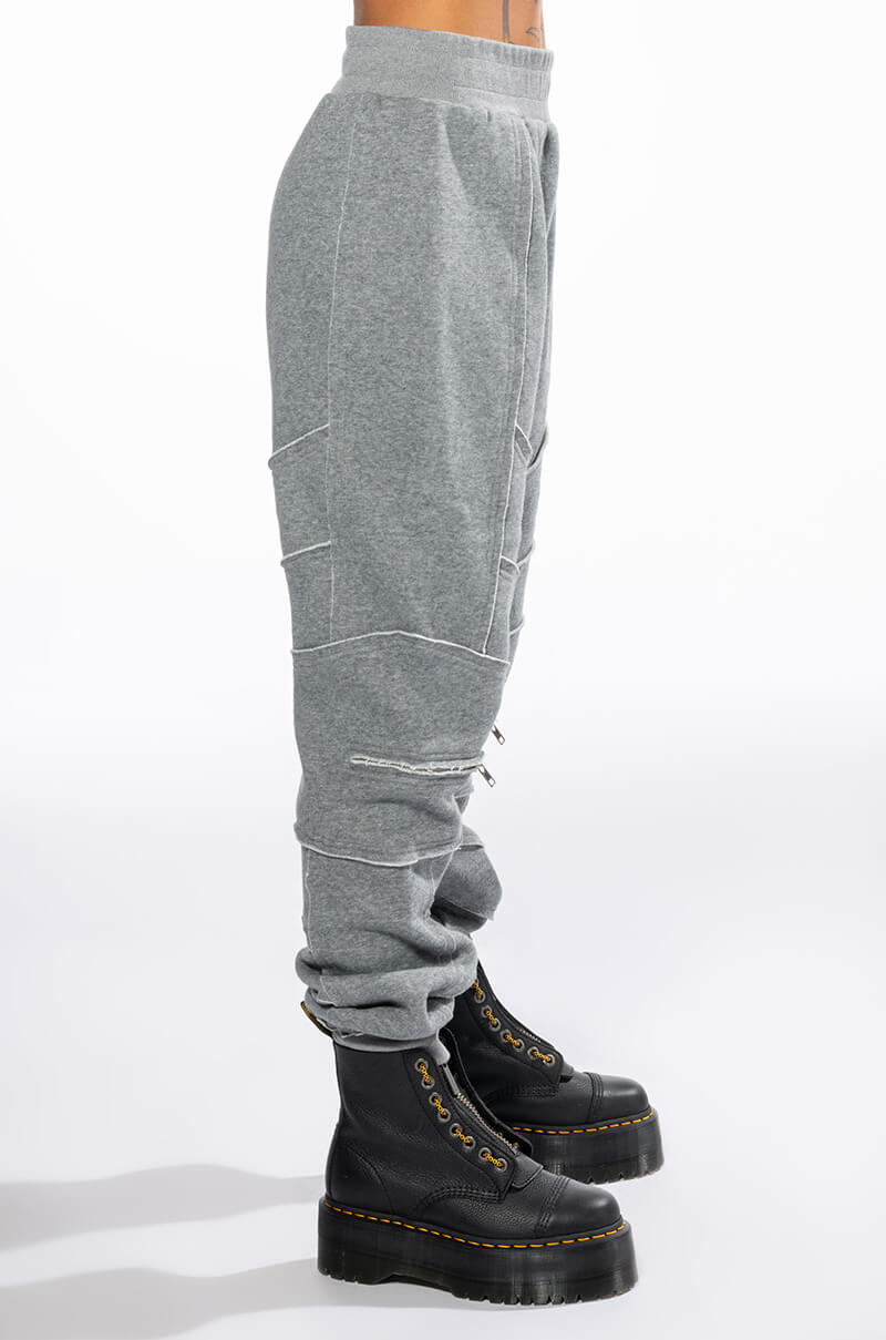 Detail View Effortless Oversized Jogger
