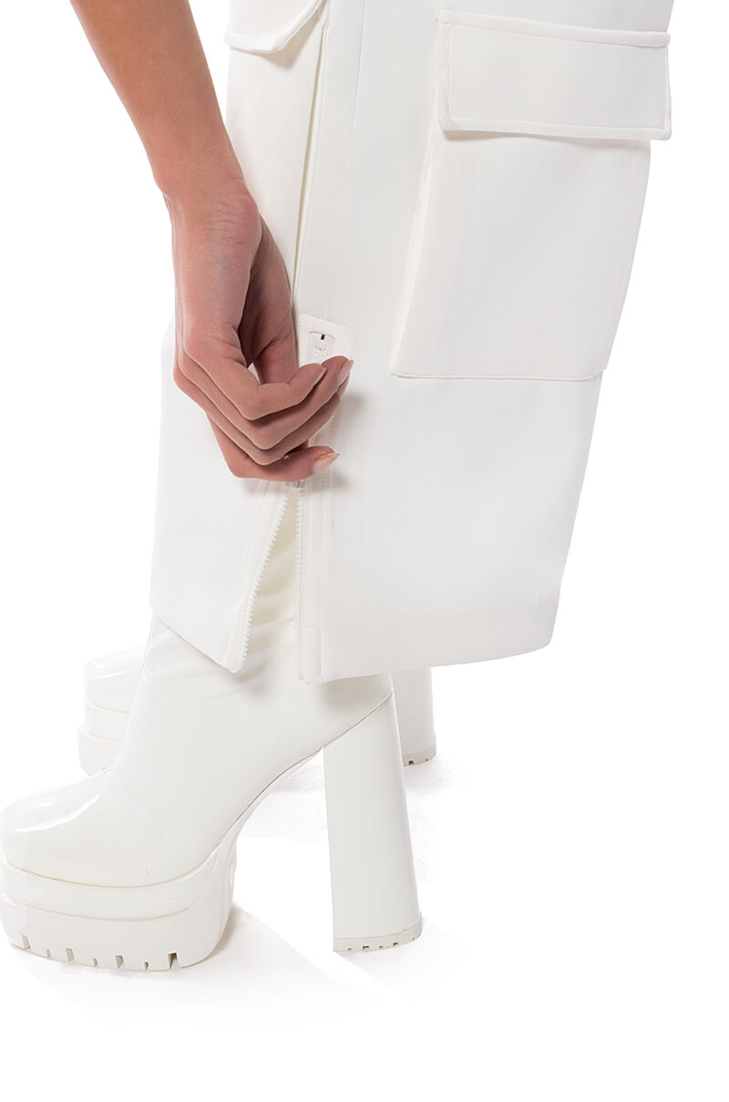 Extra View Elevated Cargo Pants In White 7