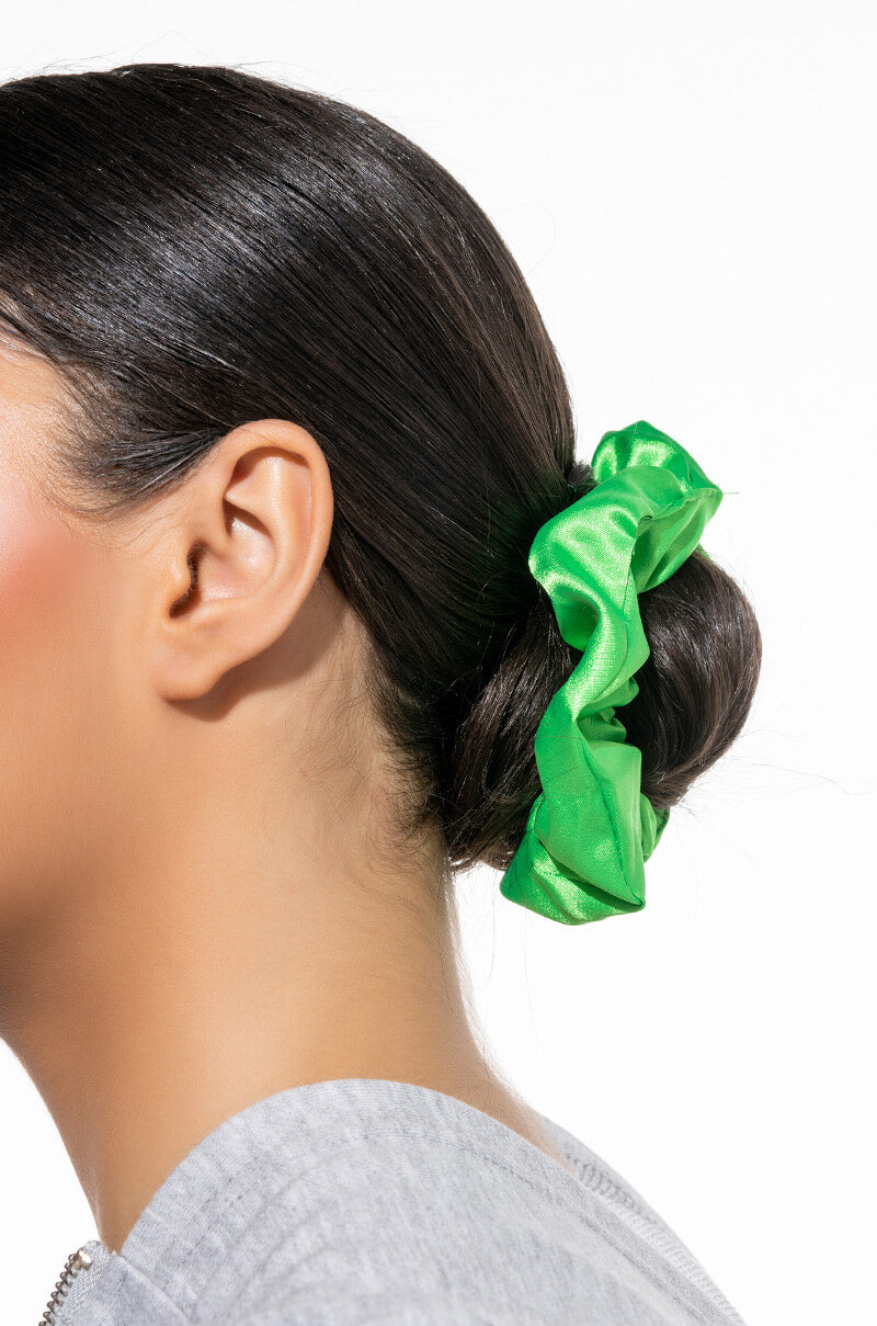 Front View Essential Black And Green Scrunchie Set