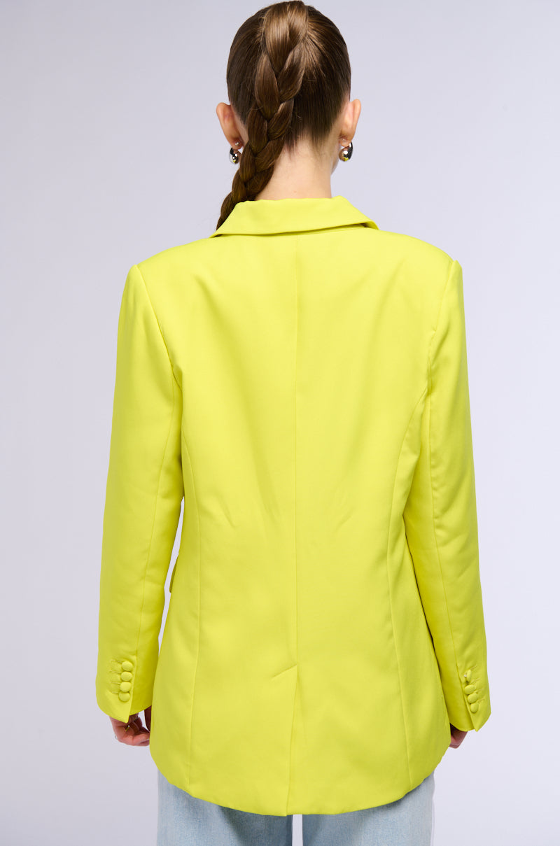 Detail View Everyday Blazer In Yellow 3