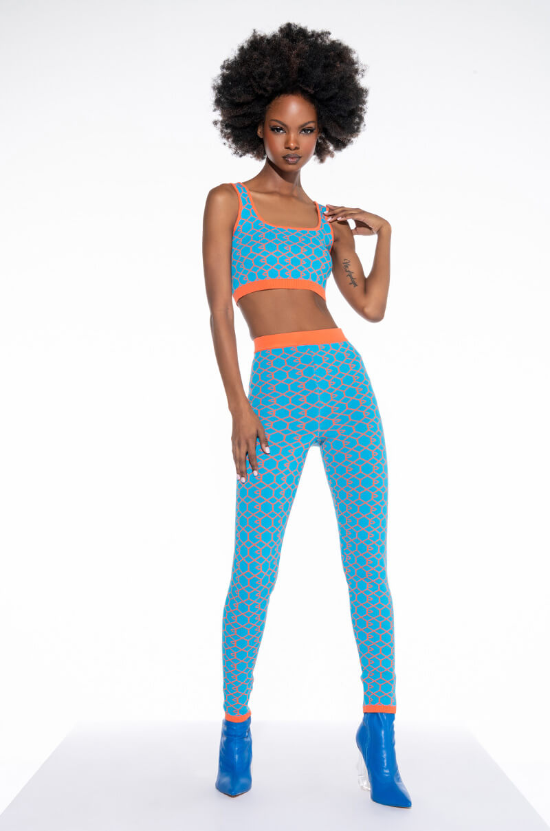 Side View Everyday Skinny Knit Leggings