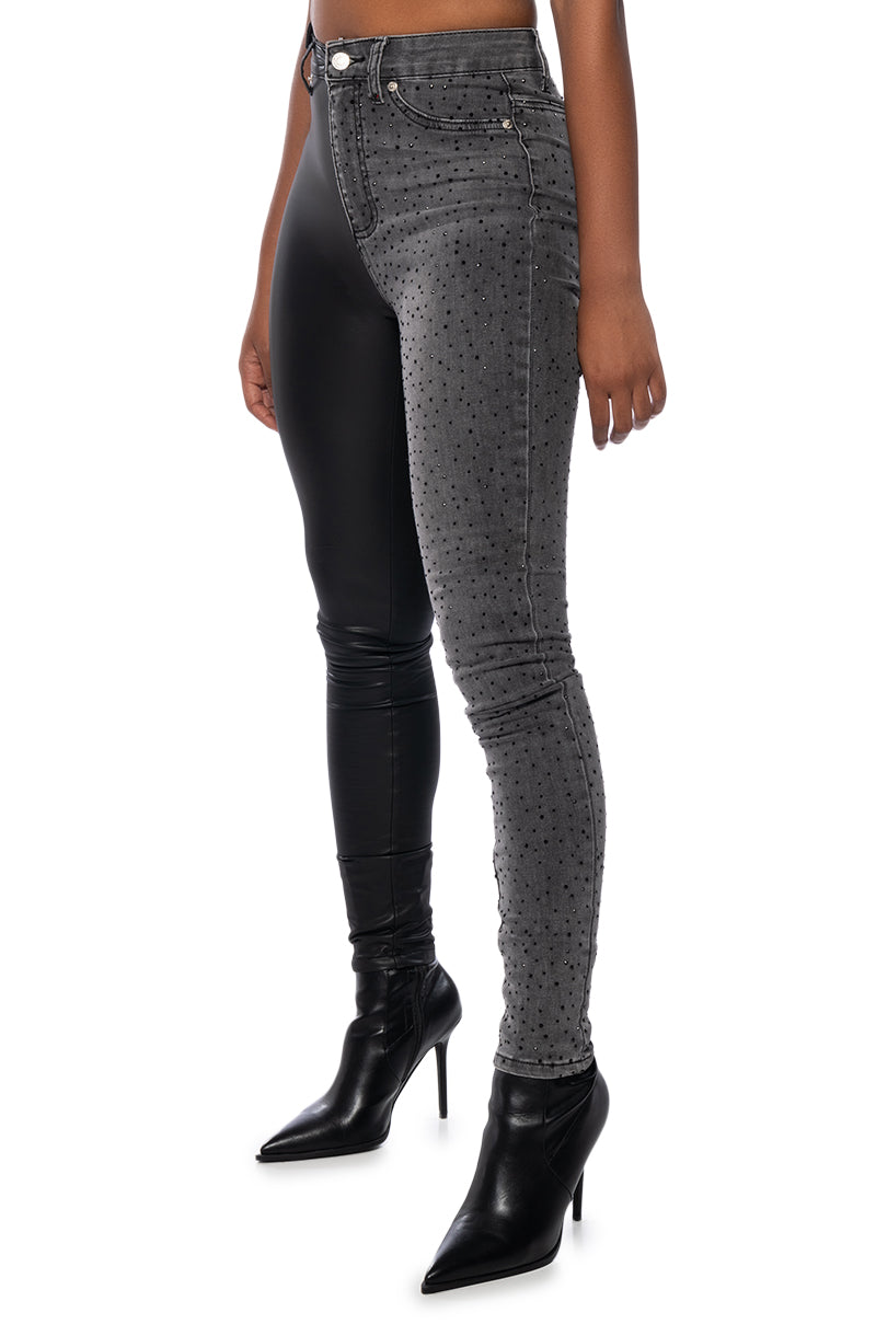 Side View Extreme Stretch Embellished Skinny Jeans