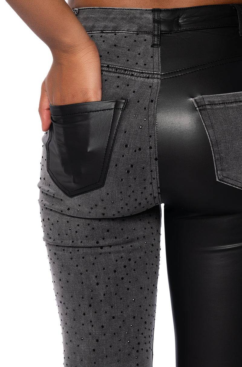 Extra View Extreme Stretch Embellished Skinny Jeans