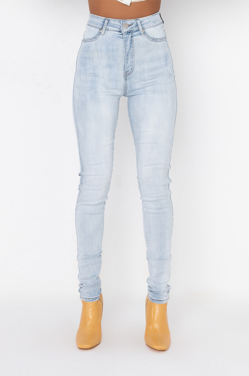 Front View Extreme Stretch Skinny Jeans Butterfly 1