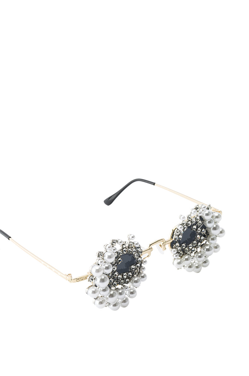 Detail View Fashion Week Glasses