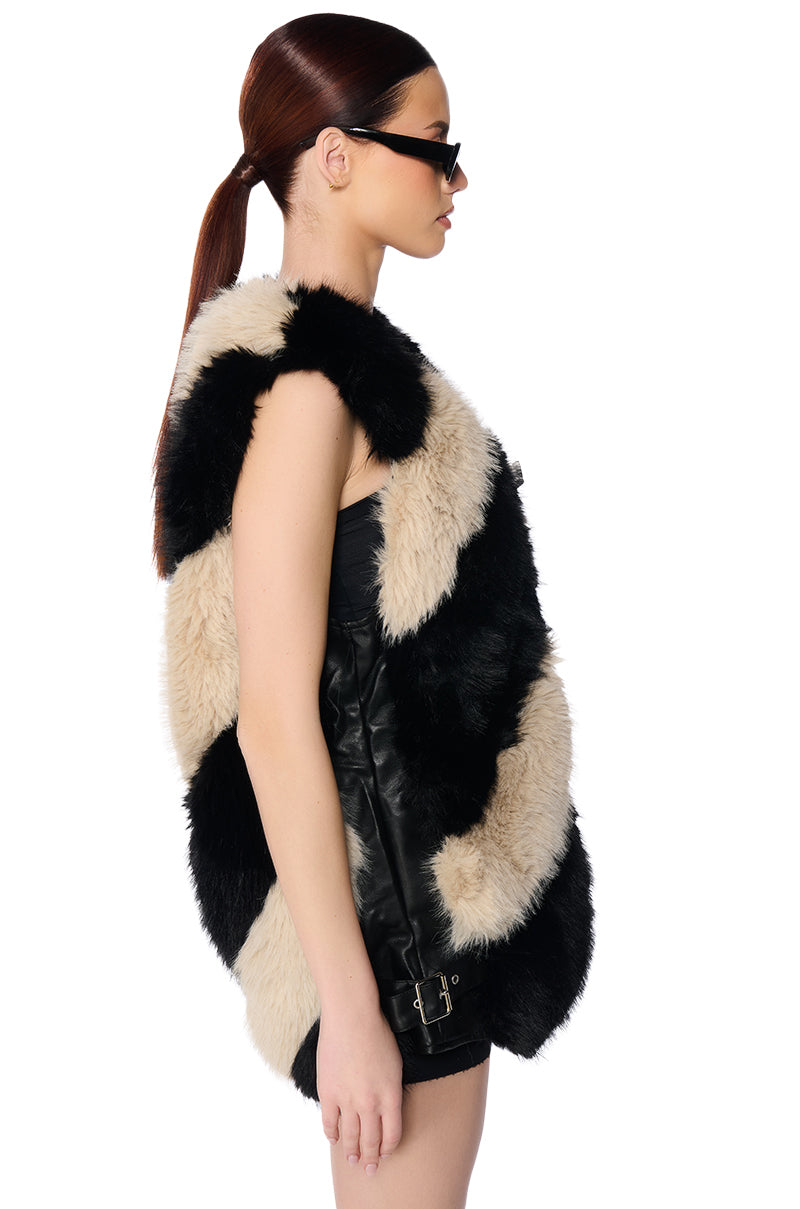 Full View Faux Fur Holiday Vest