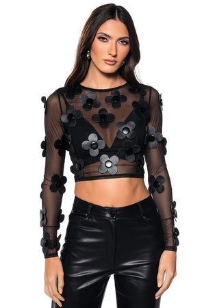 faux-leather-flower-detail-