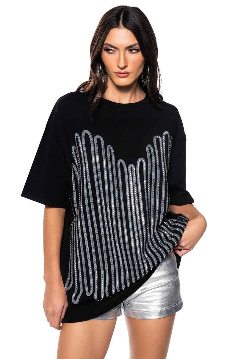 Front View Fight The Feeling Embellished Oversize Graphic Tshirt In Black White