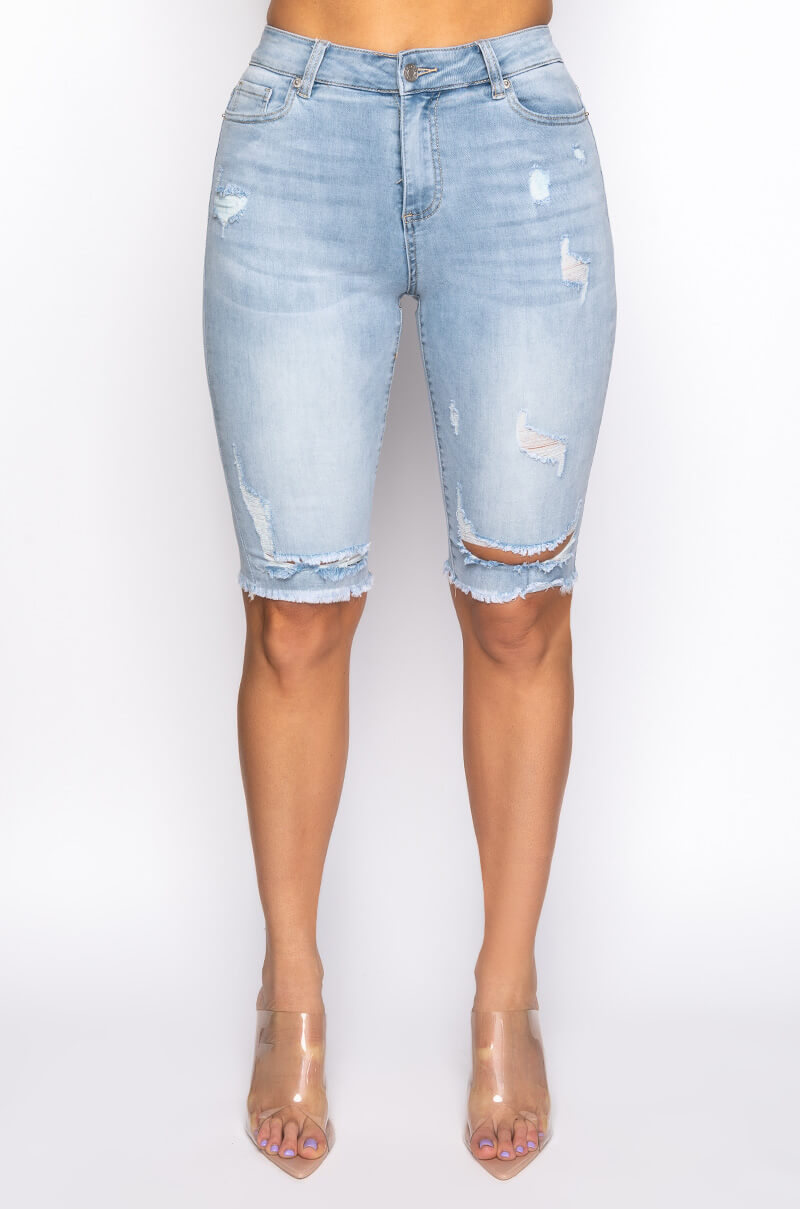 Detail View Flex Fit Extreme Stretch Distressed Bermuda Shorts 7