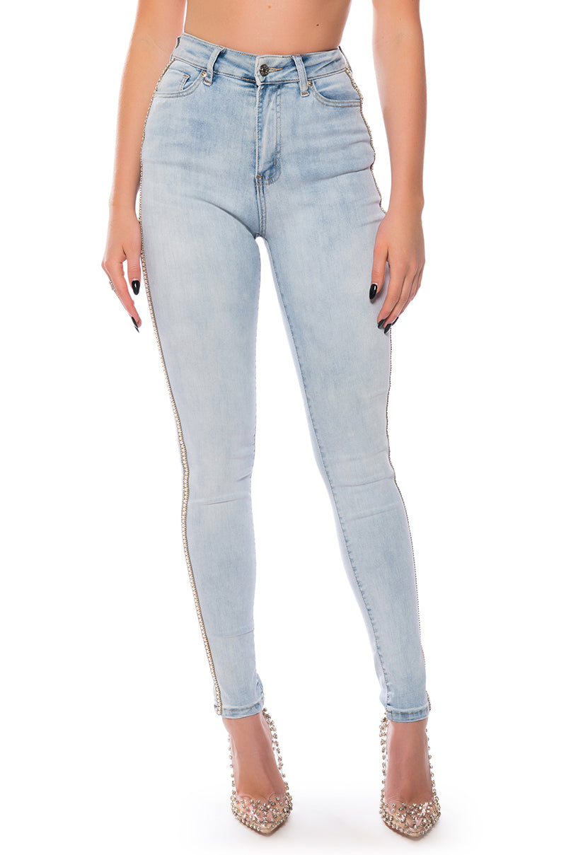 Front View Flex Fit Extreme Stretch High Waist Pearl Skinny Jeans