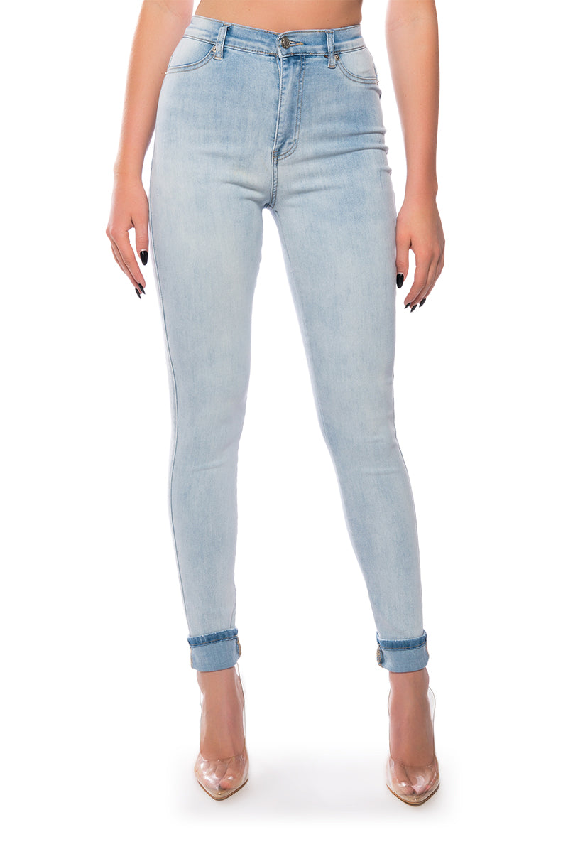 Back View Flex-fit High Waisted Super Stretchy Skinny Jeans