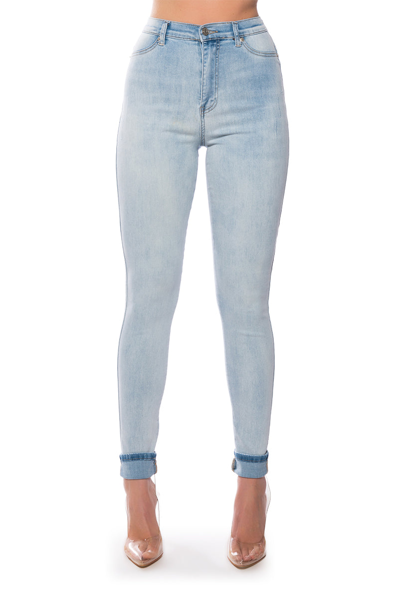 Detail View Flex-fit High Waisted Super Stretchy Skinny Jeans