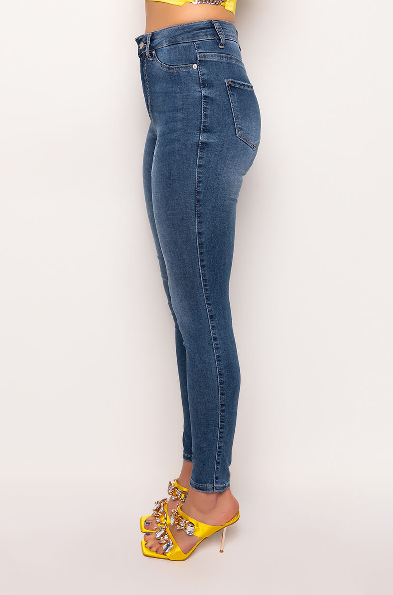 Extra View Flex-fit High Waisted Super Stretchy Skinny Jeans