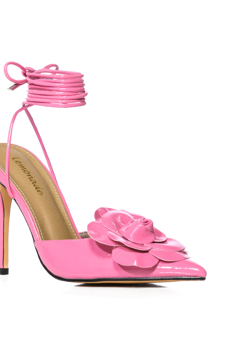 Extra View Florance Flower Pump In Pink