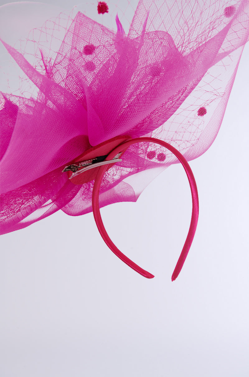 Detail View Fuschia Fascinator 2