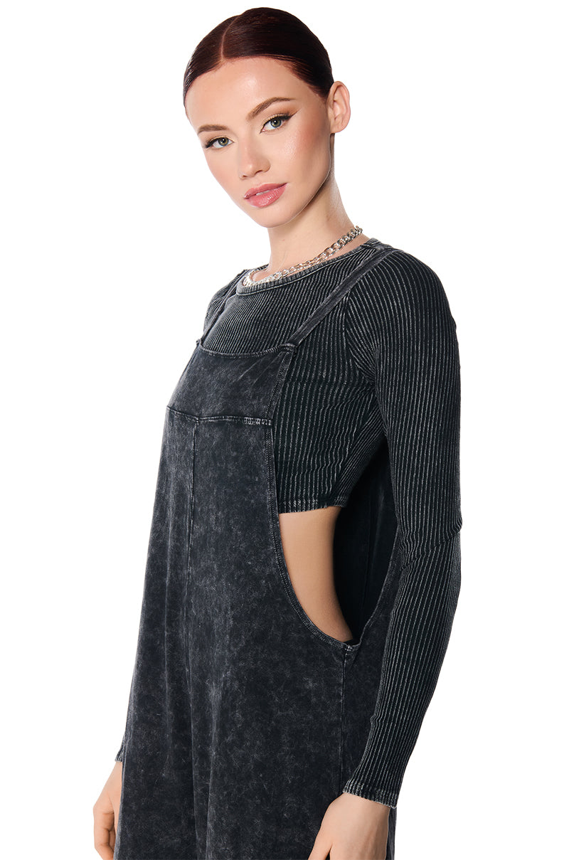 Extra View Gaia Washed Long Sleeve Top In Charcoal 5