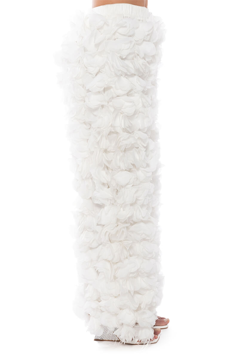 Full View Garden Of Eden Applique Pants In White