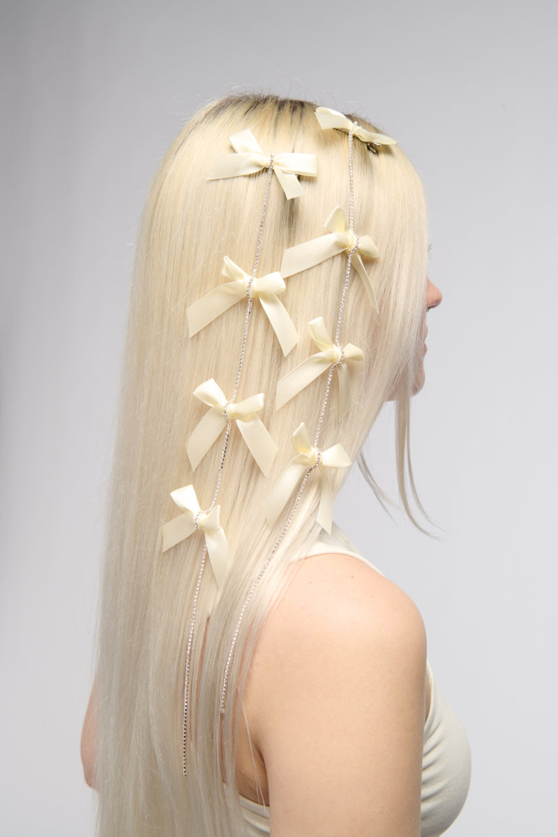 GIRLY VIBES HAIR CLIPS view 0