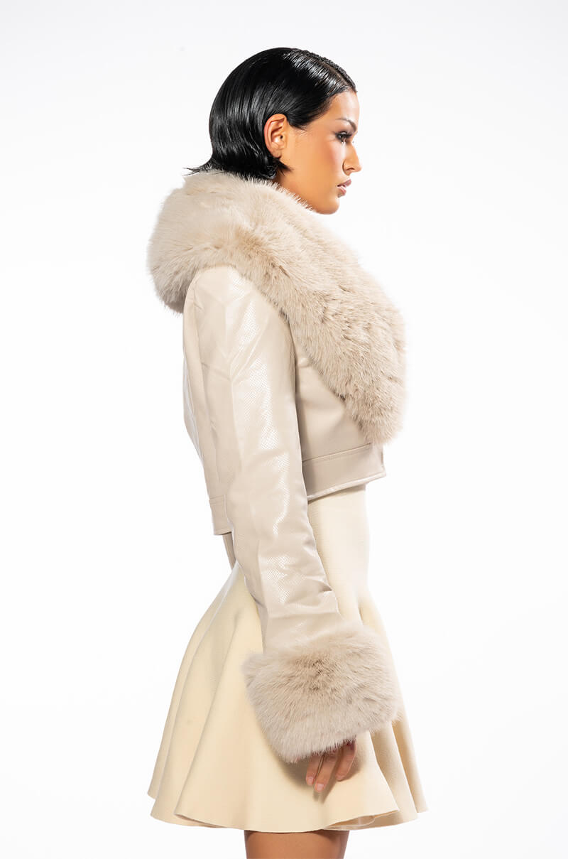 Detail View Gisele Crop Moto Blazer