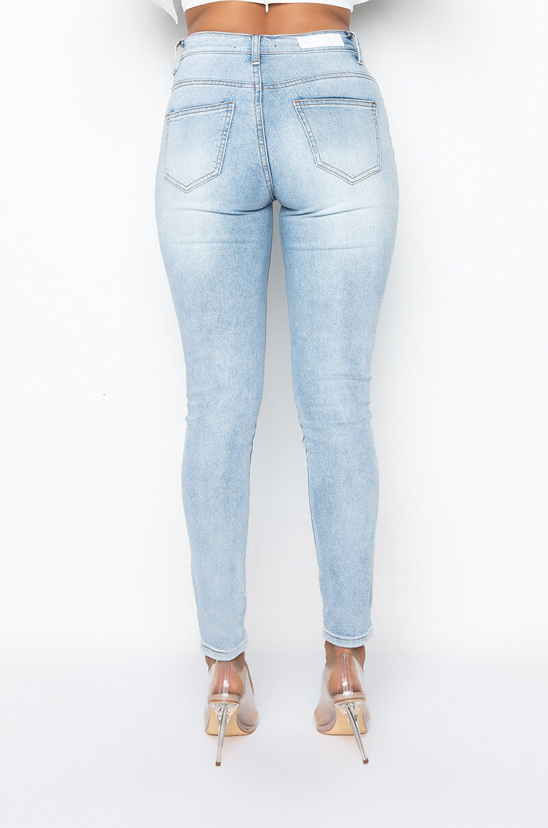 Extra View Glamour Rhinestone Skinny Jeans