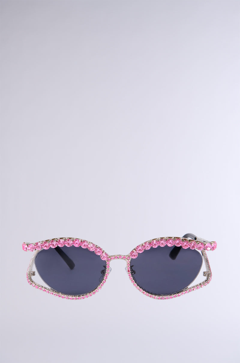 Back View Glitz And Glam Sunglasses In Pink