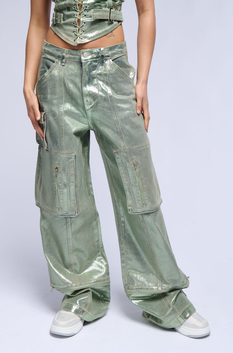 Side View Green With Envy Metallic Wide Leg Cargo Pant 1