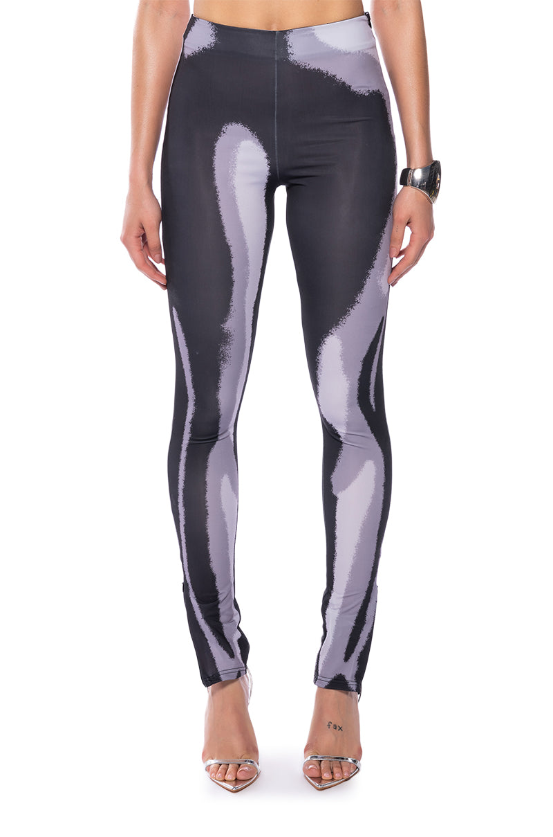 Front View Heatwave Printed Legging