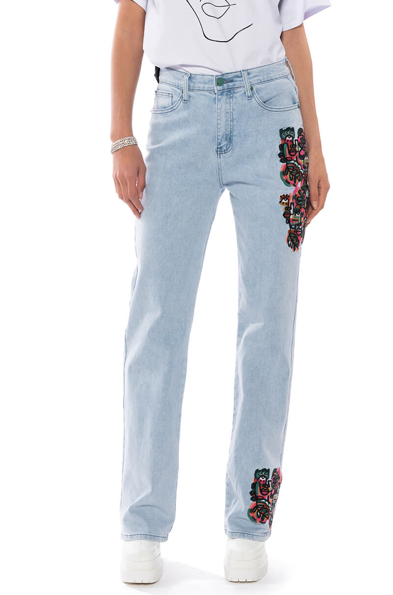 Front View Hidden Faces Embroidery Detailed Straight Leg Jeans 0